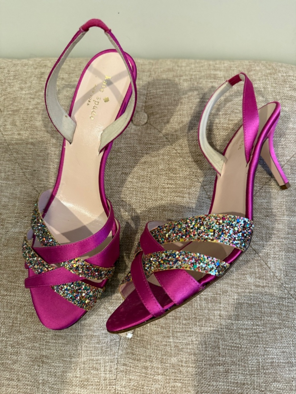 New Kate Spade Fushia / Glitter Sandals - Picture 4 of 8